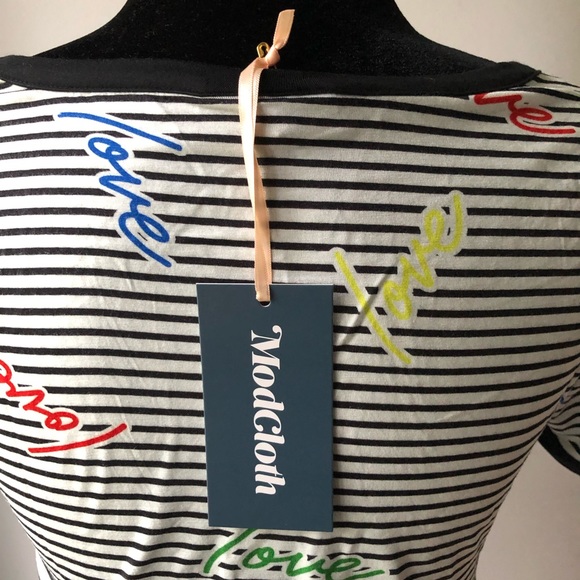 NEW Modcloth Black and White Love Print Stripe Tshirt Size XS - Picture 4 of 7